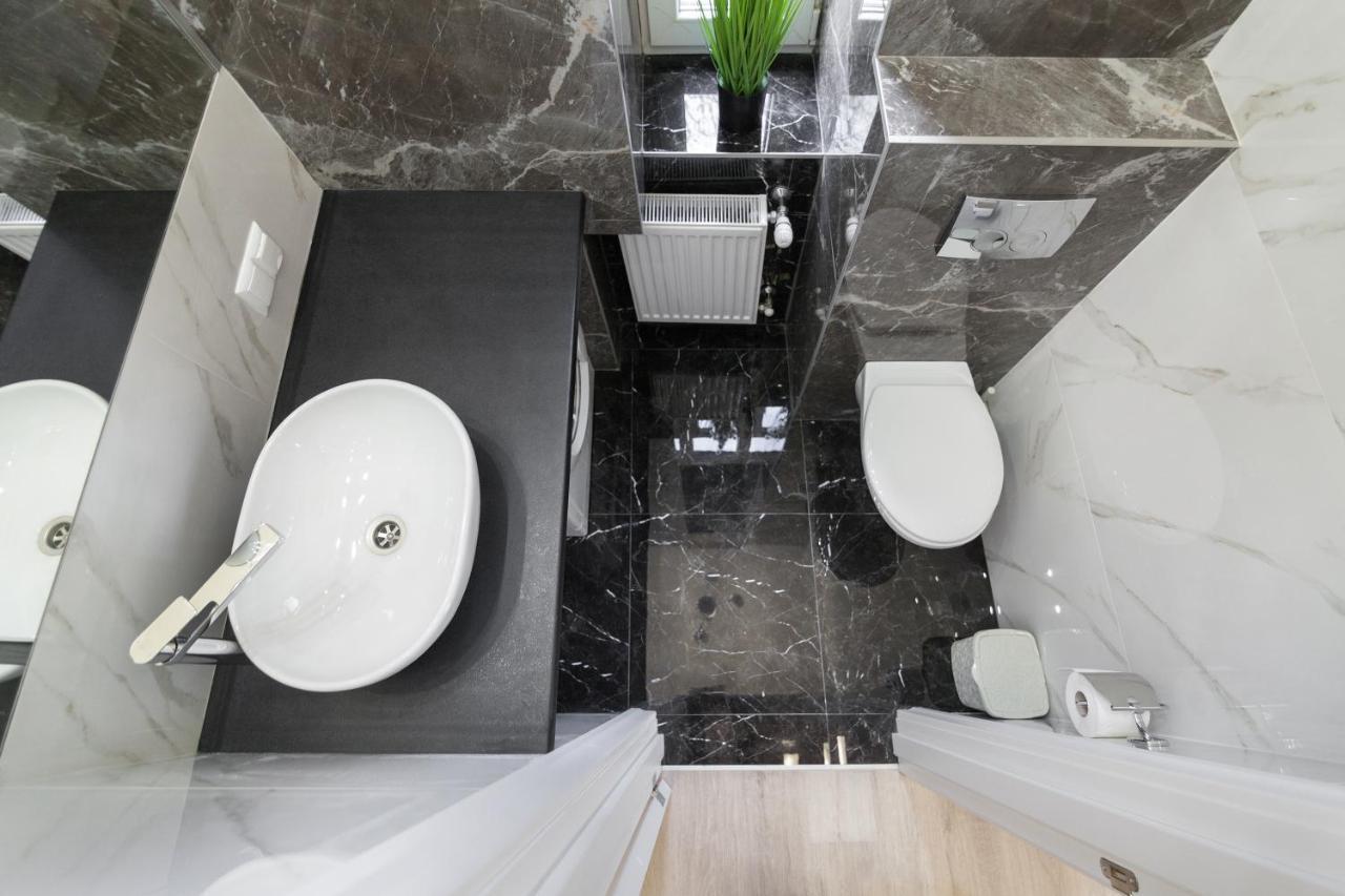 Royal Stylish Apartment In The Old City إلفيف المظهر الخارجي الصورة